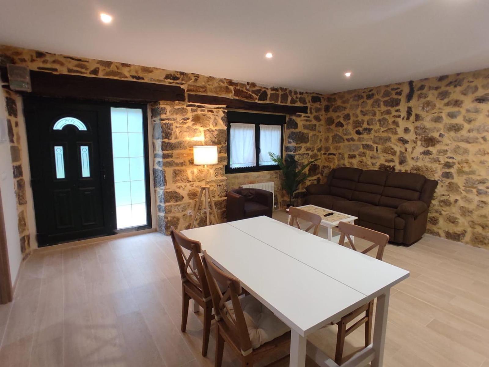La Casita De Mena * Hoz de Mena